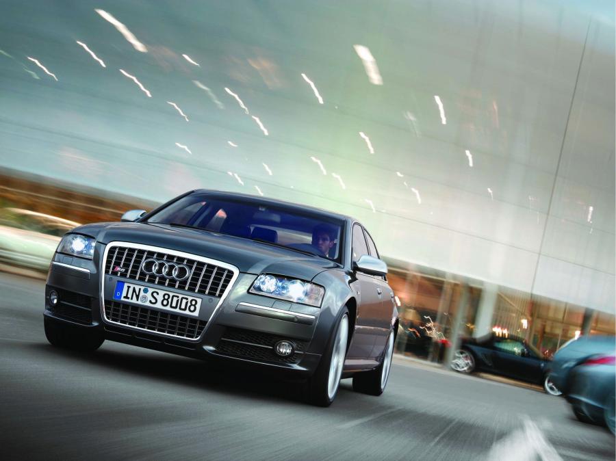  Audi S8 (D3) 2005 года  (WW) (фото 22 из 61)